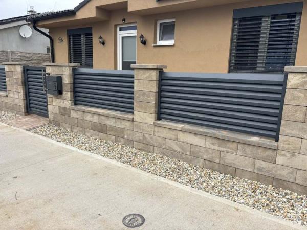 5595441718394384684214824839497642186929776n