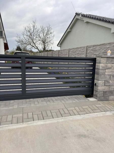 4960043647214130568906912171275596215561147n