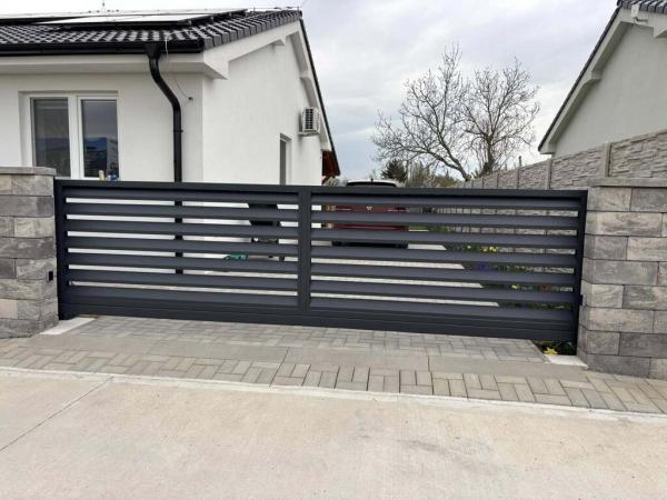 4966607207214131002240206230444941819030213n