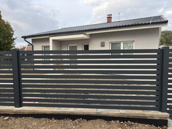 5653427358410038049316157615442147849586993n