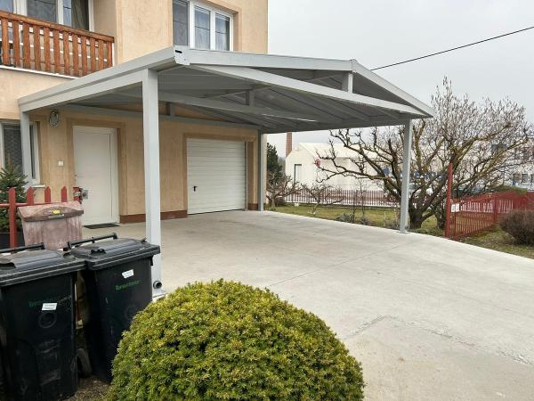 4951169597180155405637763316682575060455137n