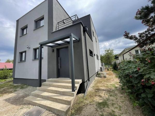 4958731737180154938971143673644986545413240n