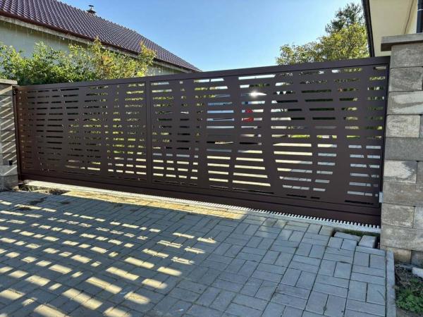 5496733558199875136999118296080687809922590n