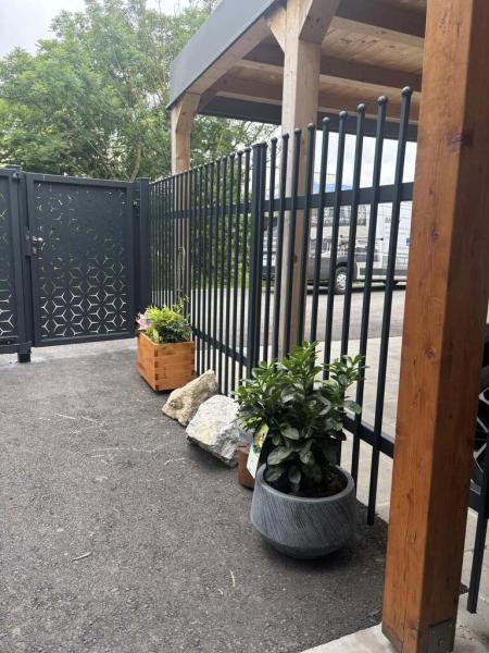 5030273617348822188771082649037972972726381n